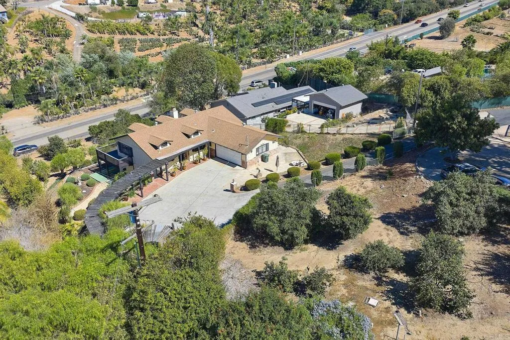 https://cdn.realtyfeed.com/cdn/127/307072101/0fac76fabce1d15240347a34b1466ee2.webp