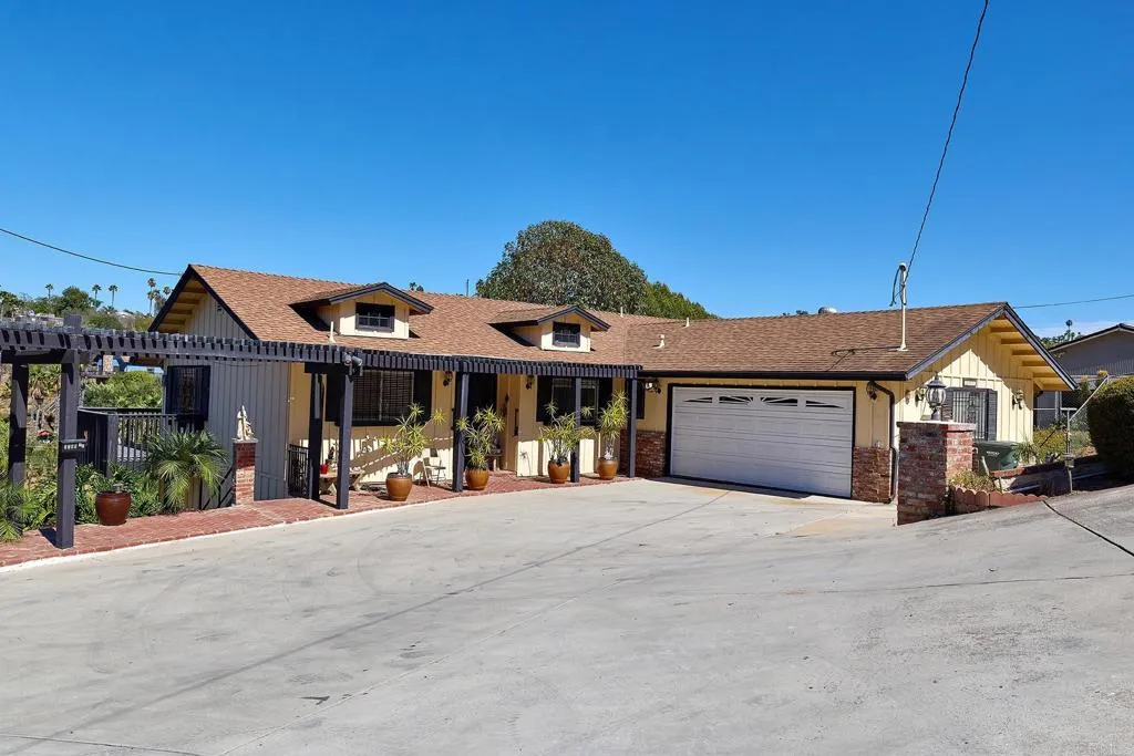 https://cdn.realtyfeed.com/cdn/127/307072101/2264e1be8d8e2d3f13a311de337a936f.webp