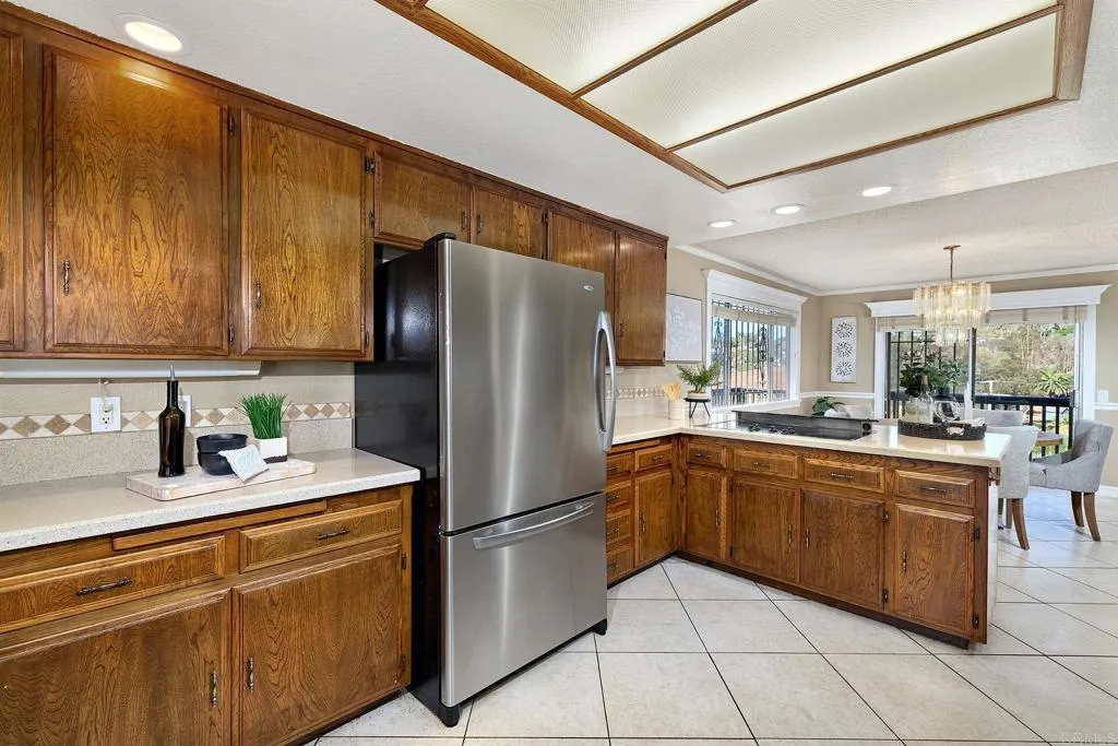 https://cdn.realtyfeed.com/cdn/127/307072101/a535c24e099d5047b5d60fa686a42185.webp