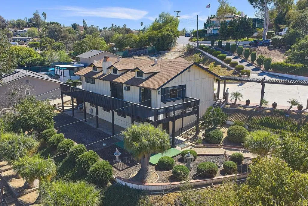 https://cdn.realtyfeed.com/cdn/127/307072101/da20d75ca5f76320118cb151b8fc5c4b.webp