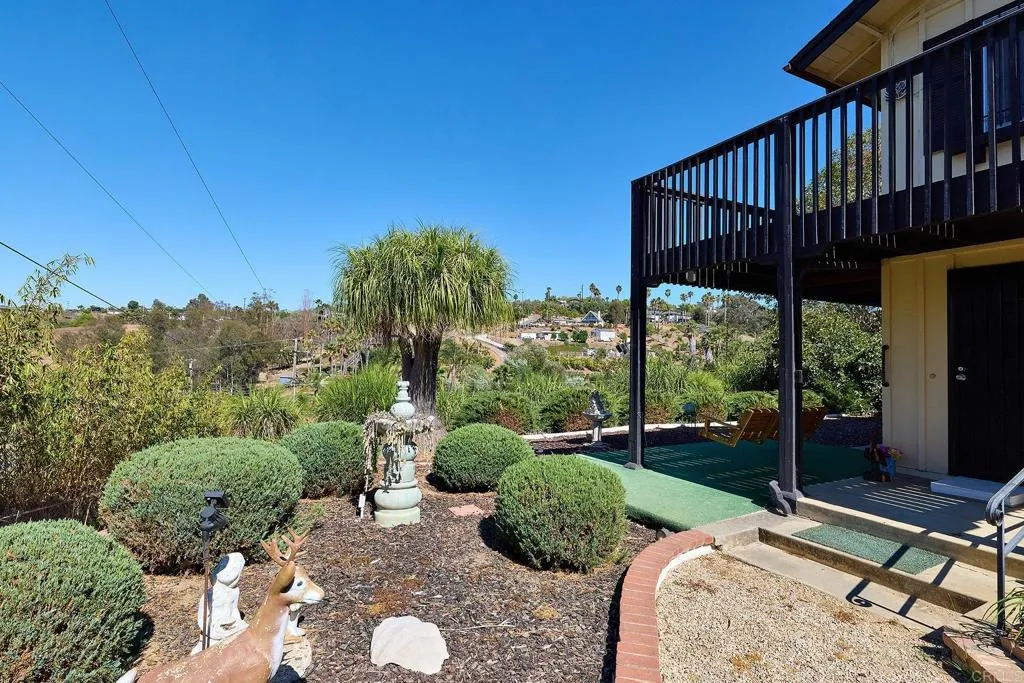 https://cdn.realtyfeed.com/cdn/127/307072101/e2b0e5dd17b93d45fd2f49f7fa3f56da.webp