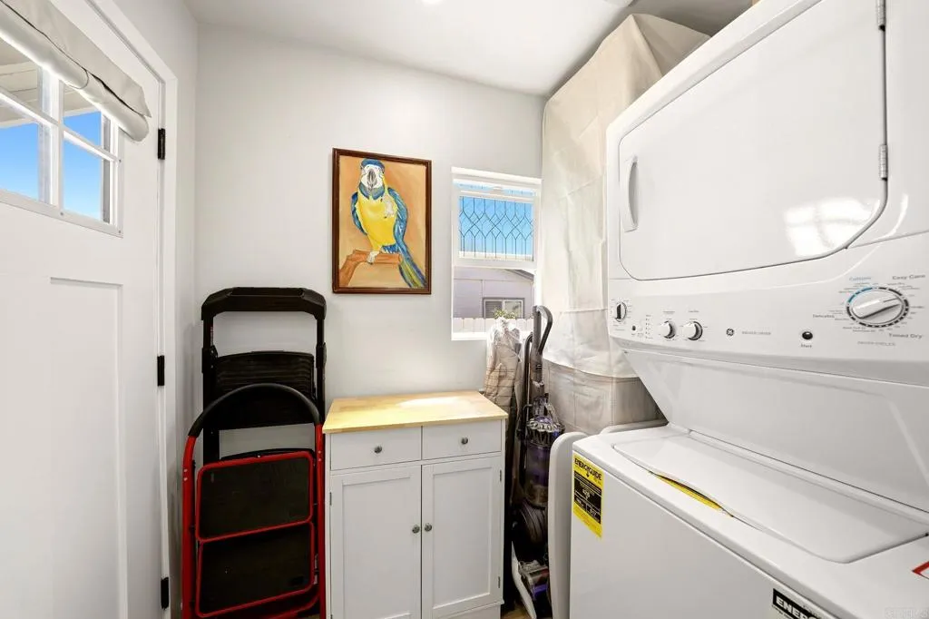 https://cdn.realtyfeed.com/cdn/127/307072106/341ee82af07d5b07a508c8774c91a0e9.webp