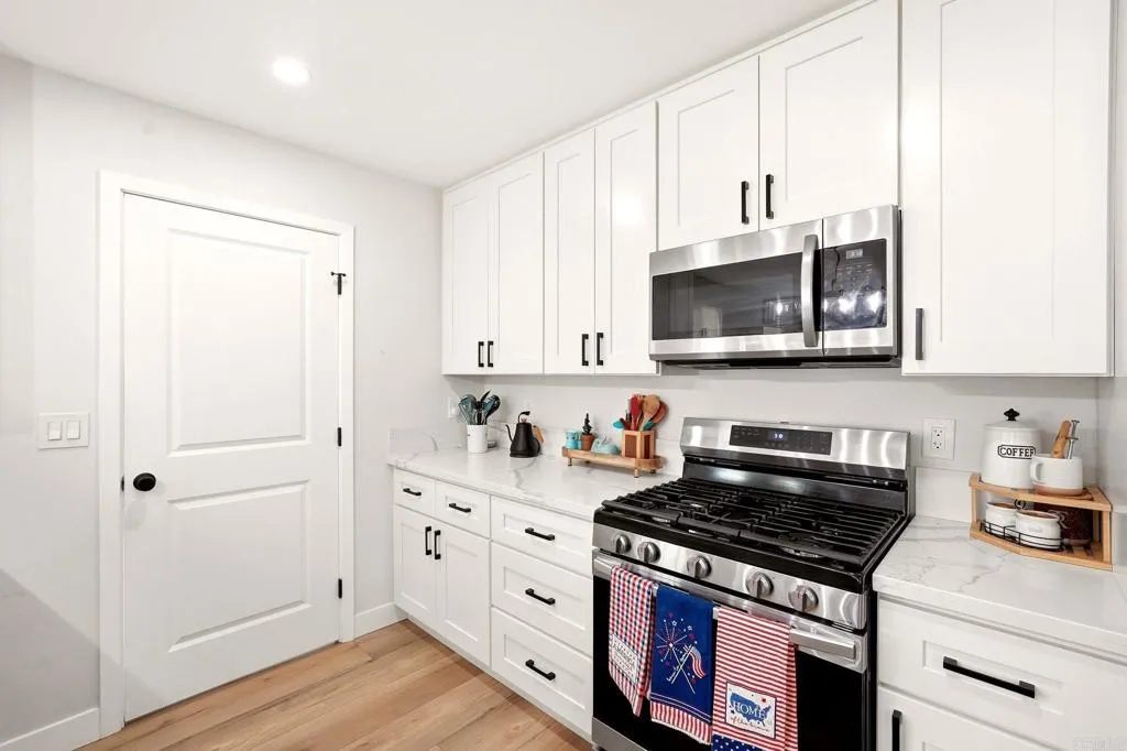 https://cdn.realtyfeed.com/cdn/127/307072106/dd10746c747edfd23bdb0cc9d5e556a2.webp