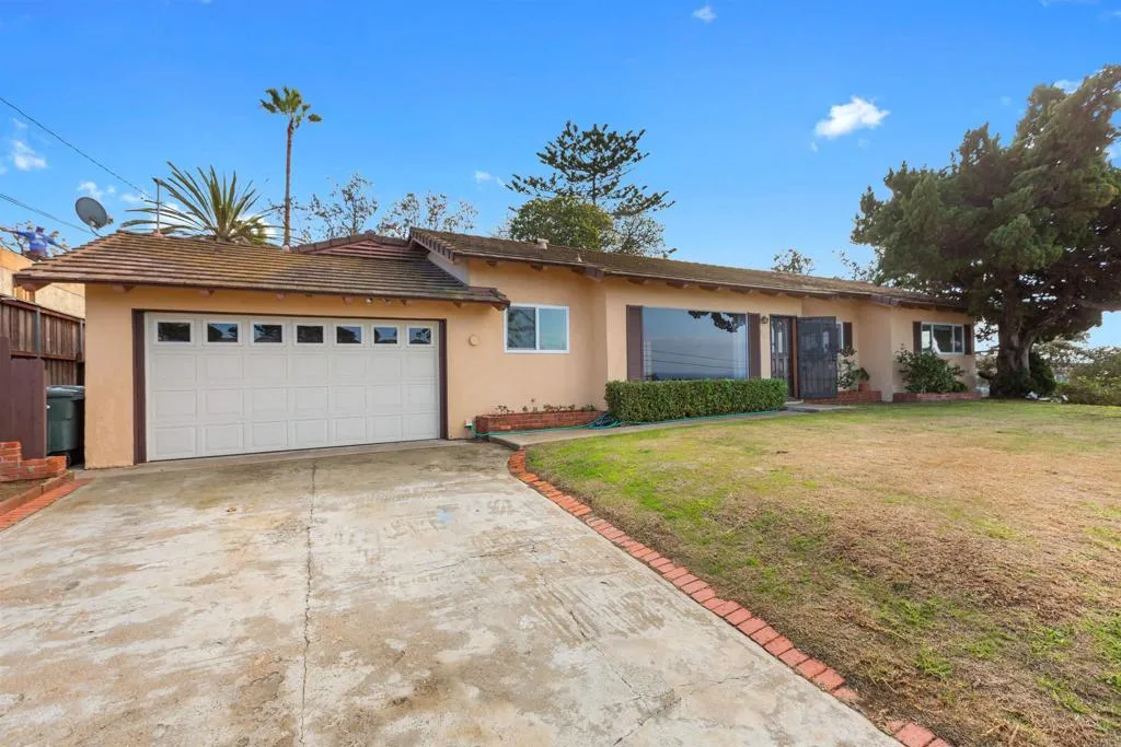 513 Canyon Drive, Solana Beach, CA 92075 - Photo 2 of 36, Solana Beach, CA