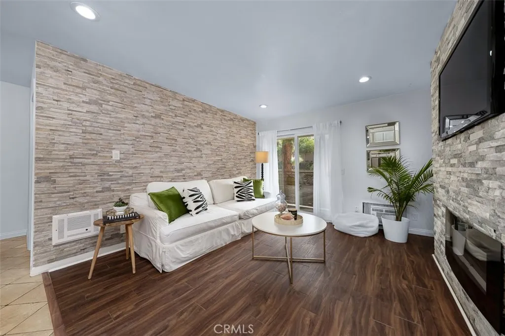 9860 Dale Avenue Unit C3, Spring Valley, CA 91977 - Main photo, Spring Valley, CA