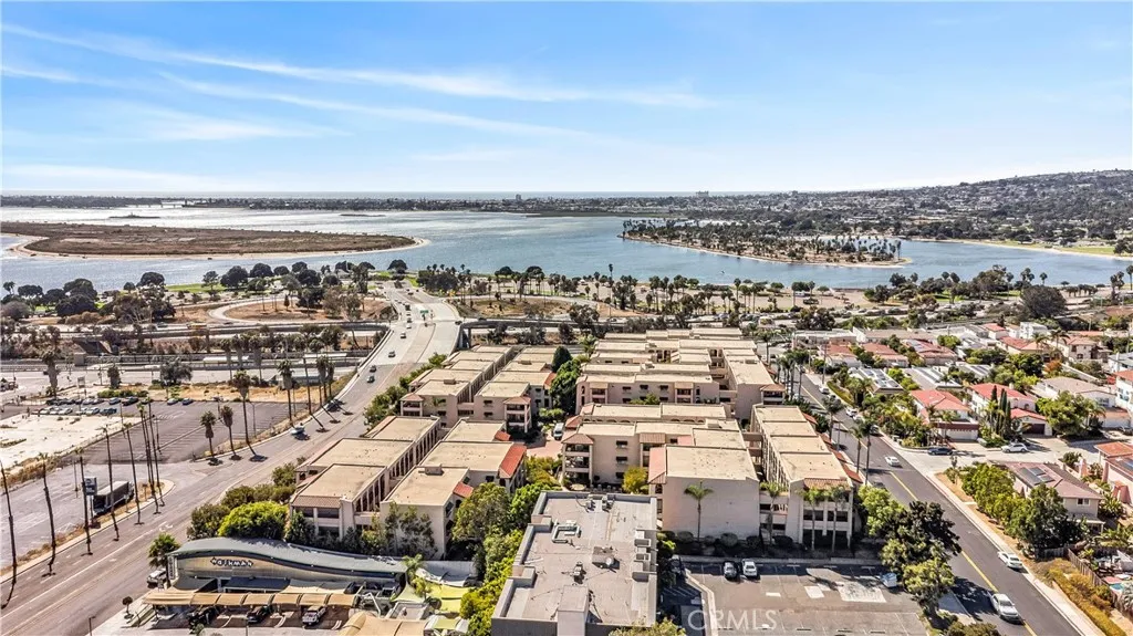 https://cdn.realtyfeed.com/cdn/127/307072222/10ec490181bf8288e685f5dca18122b1.webp