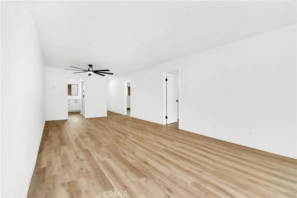 https://cdn.realtyfeed.com/cdn/127/307072222/2e80827a583cff50dc48477a8c6098c6.webp