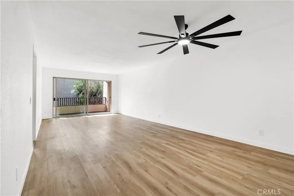 https://cdn.realtyfeed.com/cdn/127/307072222/cb768e06d25b5695d38e28c6b79911b7.webp