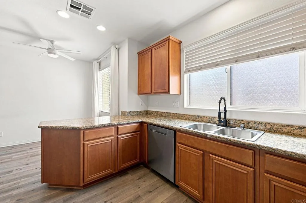 https://cdn.realtyfeed.com/cdn/127/307072224/3364b743356d24df6f25159564a73557.webp