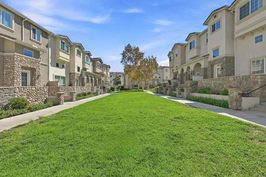 252 Vermont Court, El Cajon, CA 92020 - Main photo, El Cajon, CA