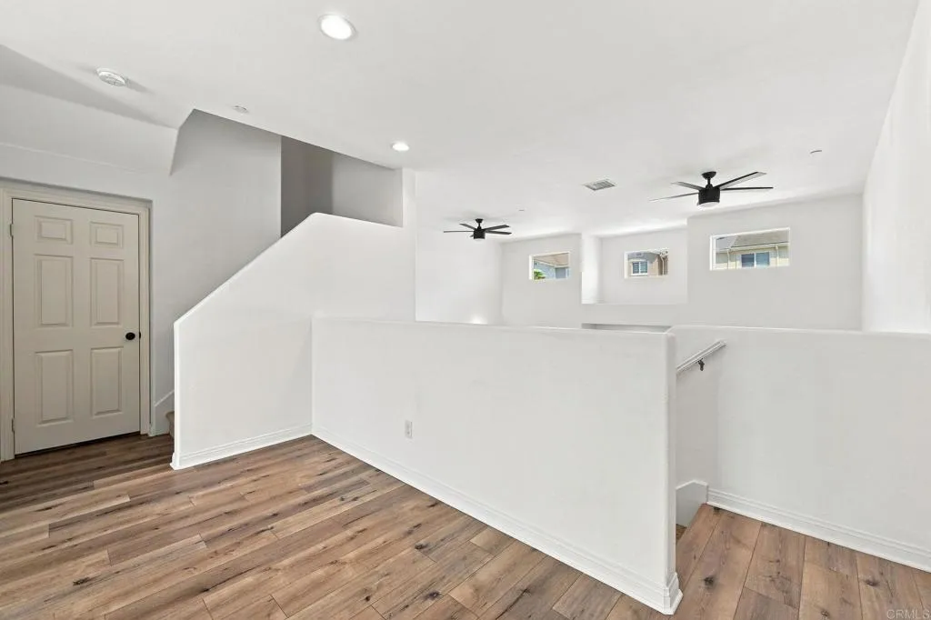 https://cdn.realtyfeed.com/cdn/127/307072224/c743d5450e812429f9022f88b4c27f04.webp