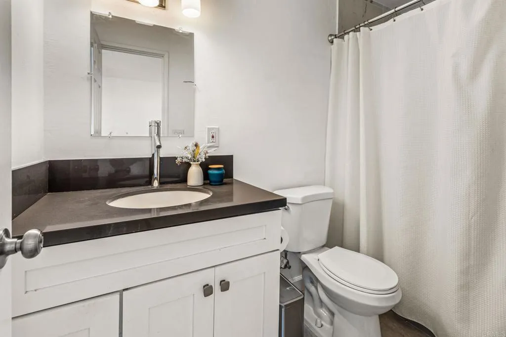 https://cdn.realtyfeed.com/cdn/127/307072228/041240347e237b5e580b5e141c0036b2.webp