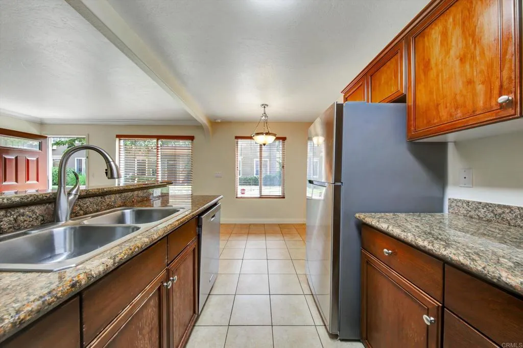 https://cdn.realtyfeed.com/cdn/127/307072231/14885402cbc883dc7e8816ab3492b06c.webp