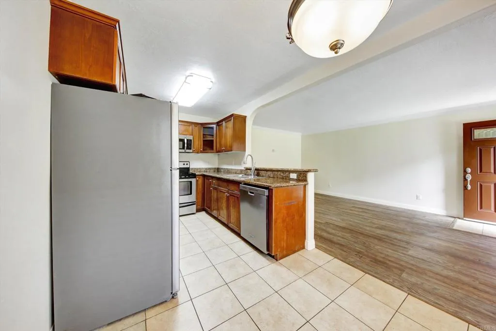 https://cdn.realtyfeed.com/cdn/127/307072231/5fd562eabdaceb2ac31c23842dbf3edc.webp