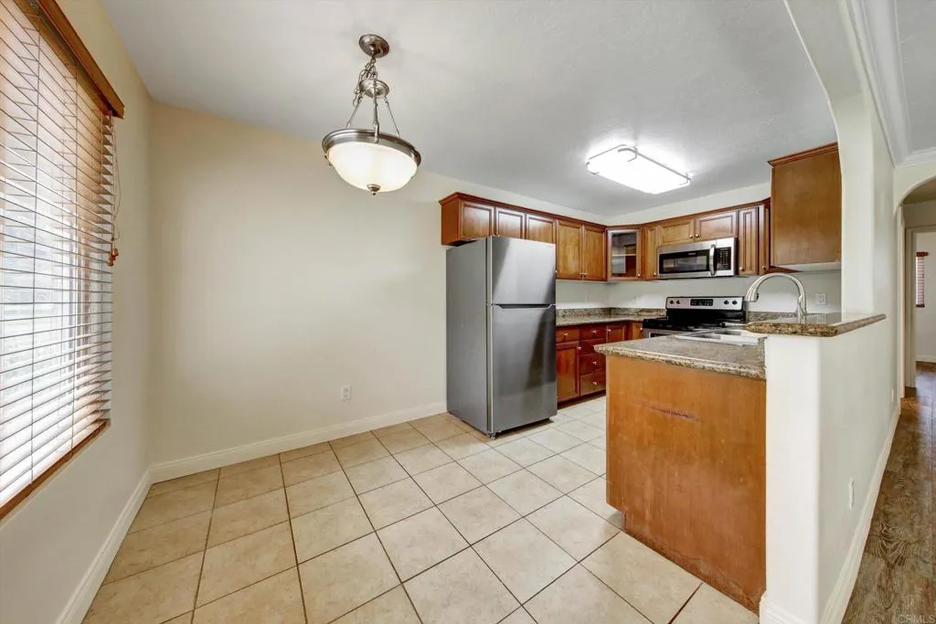 https://cdn.realtyfeed.com/cdn/127/307072231/c9a695aa844a701eead98a7de2d8a7e7.webp