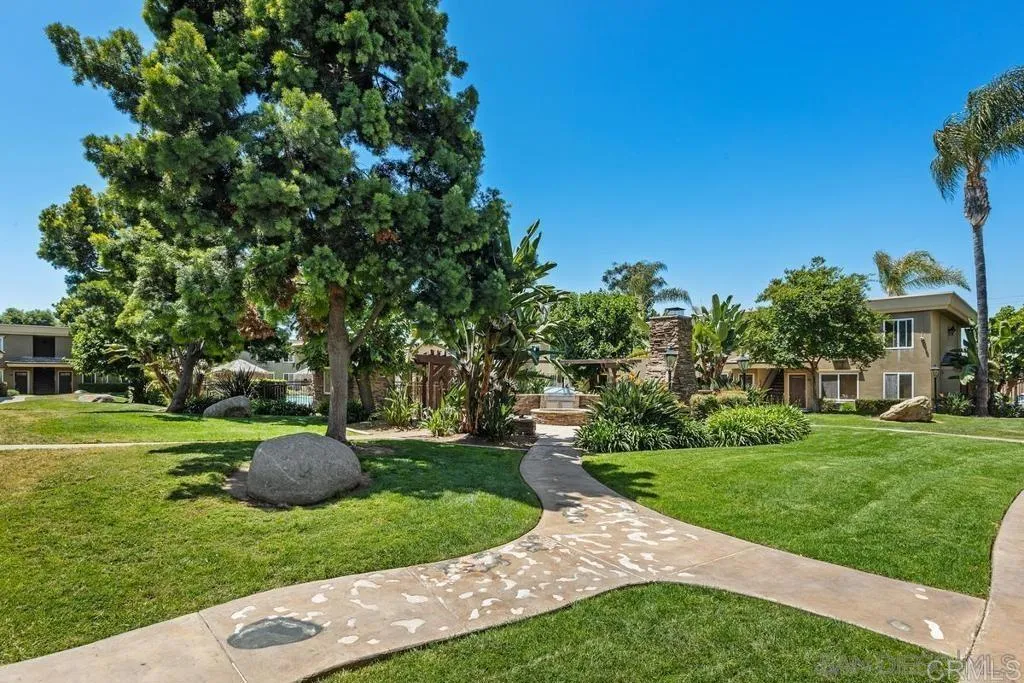 https://cdn.realtyfeed.com/cdn/127/307072231/ce8c2a03464e63fd0c591b9a7efe8861.webp