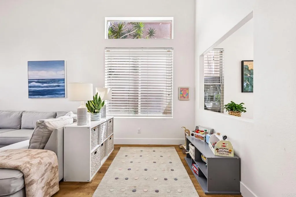 https://cdn.realtyfeed.com/cdn/127/307072236/7b4f8812b5539fa17e9e1bf6a04b5933.webp
