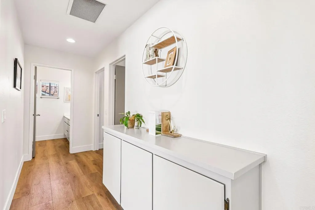 https://cdn.realtyfeed.com/cdn/127/307072236/88e242321d3709466bf4bb9a155f7bcd.webp