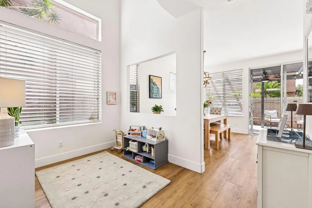 https://cdn.realtyfeed.com/cdn/127/307072236/bf2f5dec88d6465b403aa01a10d458ca.webp