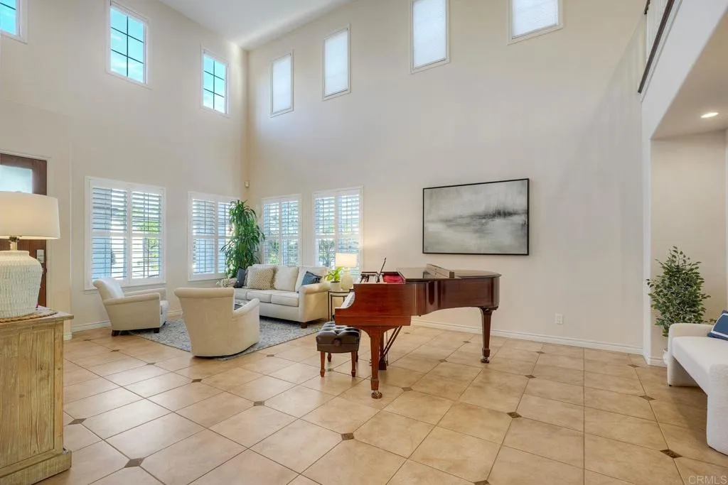https://cdn.realtyfeed.com/cdn/127/307072238/3165da2c557cfb5fa93aa27e8fed88ed.webp