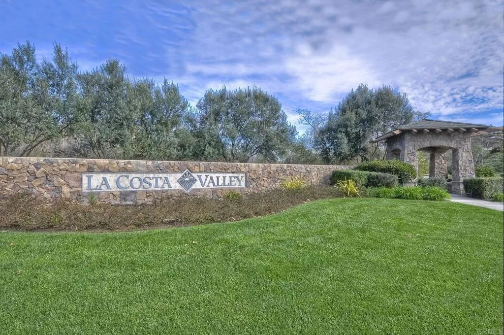 https://cdn.realtyfeed.com/cdn/127/307072238/b75bfe38360e1c8afba0aebfe34b2725.webp