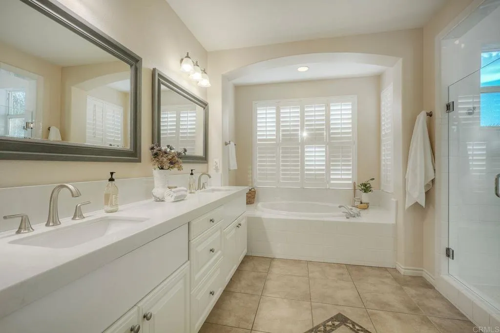 https://cdn.realtyfeed.com/cdn/127/307072238/d8f2b56b5293c906cbbd5e63fa7cd784.webp