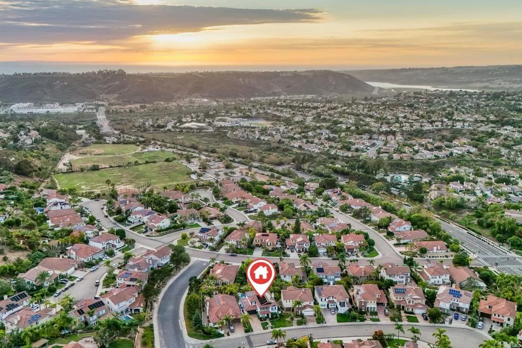 https://cdn.realtyfeed.com/cdn/127/307072238/fa49934ec2636cac5014f8fc0c1f3123.webp