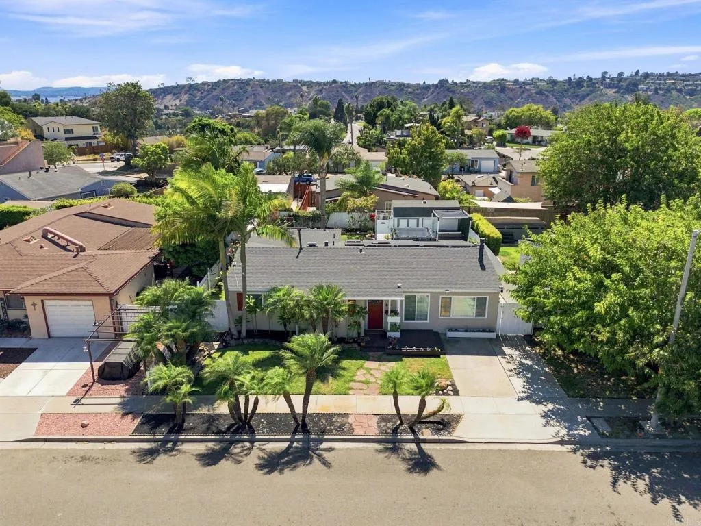 https://cdn.realtyfeed.com/cdn/127/307072267/a3e74320d74bf794eeb7eba2b7be9107.webp