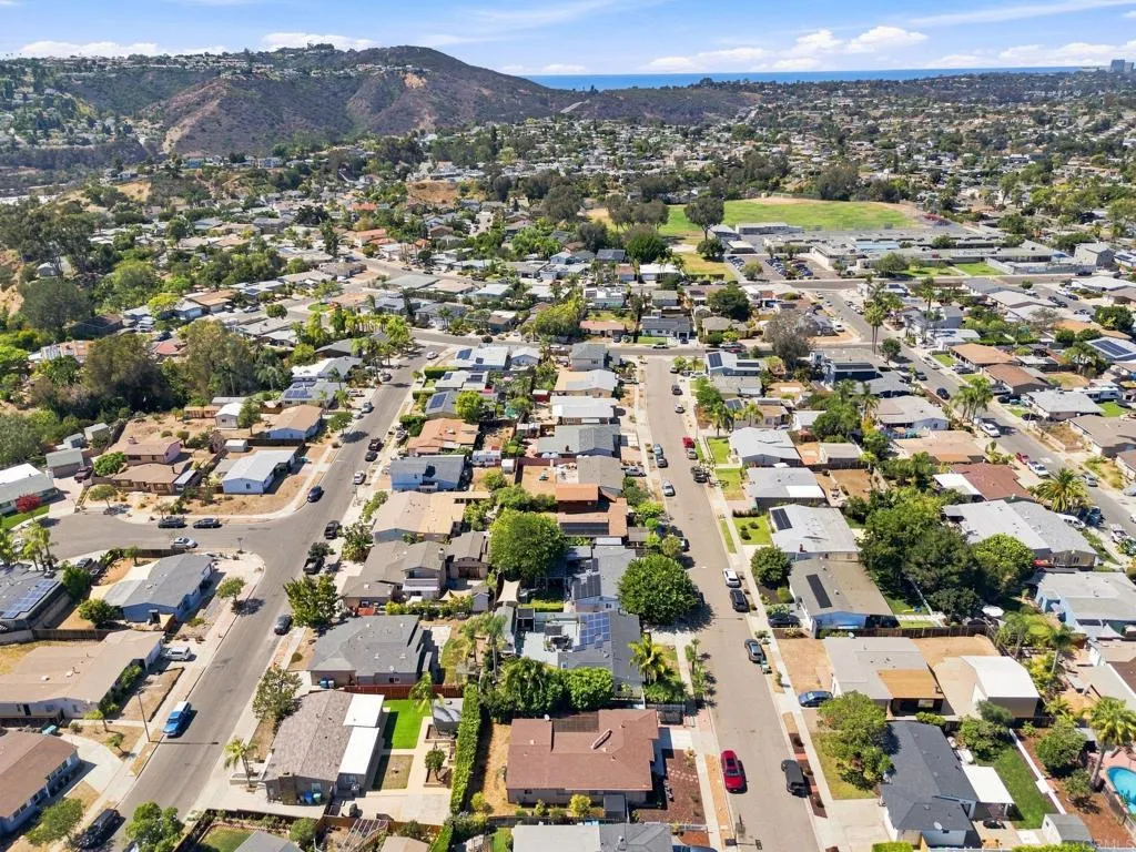 https://cdn.realtyfeed.com/cdn/127/307072267/e20d6c0e7bcb867ce34db0e36b5eddb8.webp