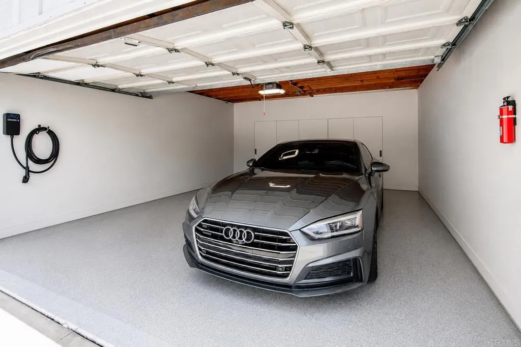 https://cdn.realtyfeed.com/cdn/127/307072270/690d58ed1fc28be9f3f21da21687f8a1.webp