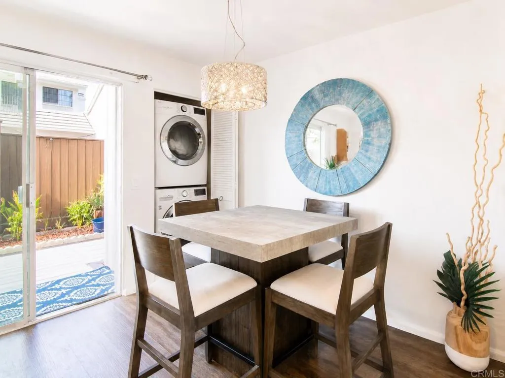 https://cdn.realtyfeed.com/cdn/127/307072270/cd5b063075cfd474cd1da434b323a9ae.webp