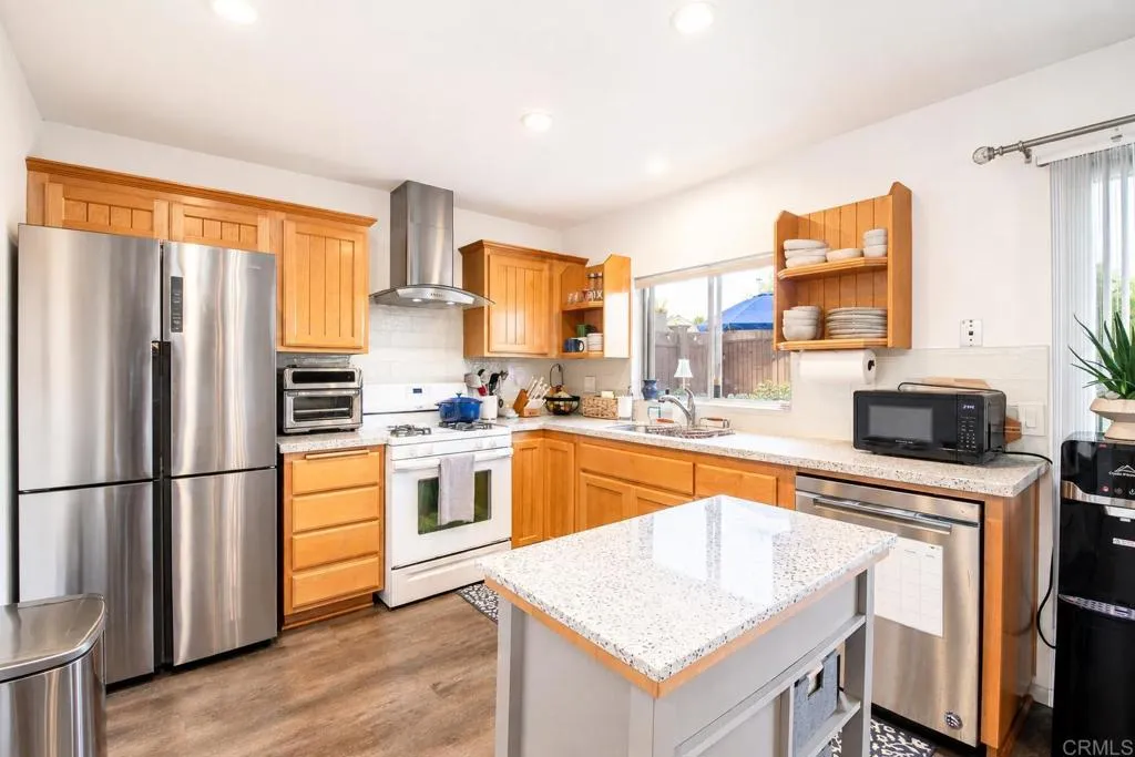 https://cdn.realtyfeed.com/cdn/127/307072270/f72fe3c0799a336de6c9ebe09d9fc75b.webp