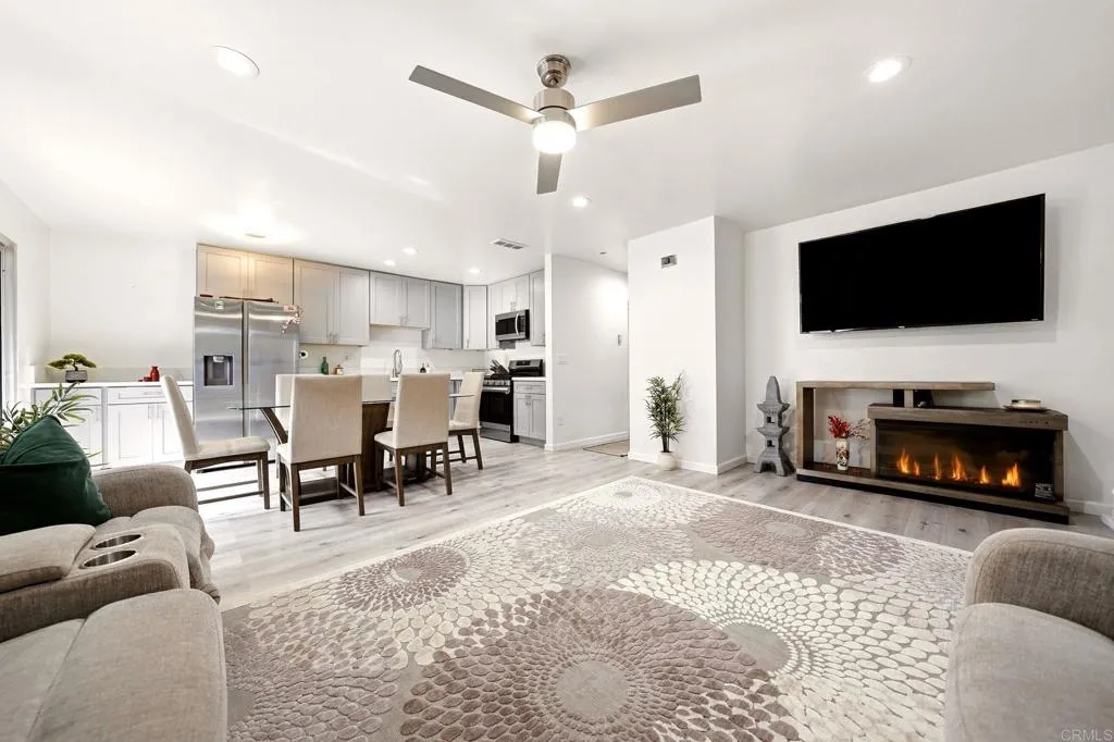 https://cdn.realtyfeed.com/cdn/127/307072272/8dbb4254bf000bdc90294bf4908e5ea4.webp