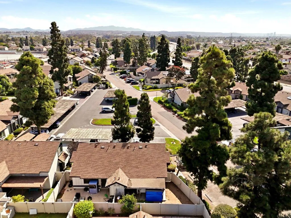 https://cdn.realtyfeed.com/cdn/127/307072272/dad777b2367b9daceaa944899245cac4.webp