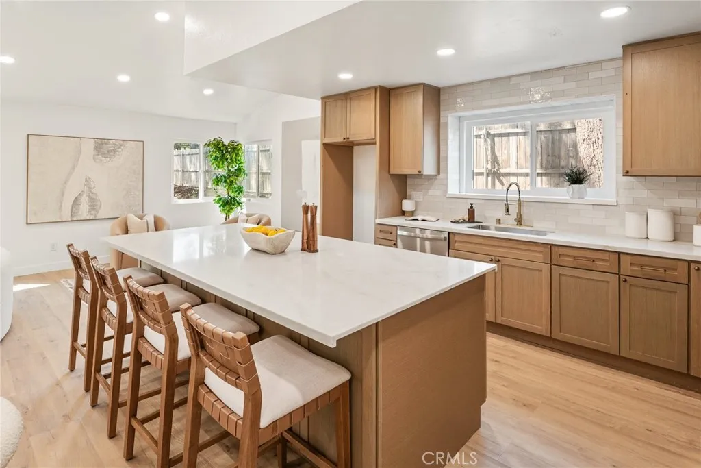 https://cdn.realtyfeed.com/cdn/127/307072373/43c7350a586c07335ea9da0f44abfb08.webp