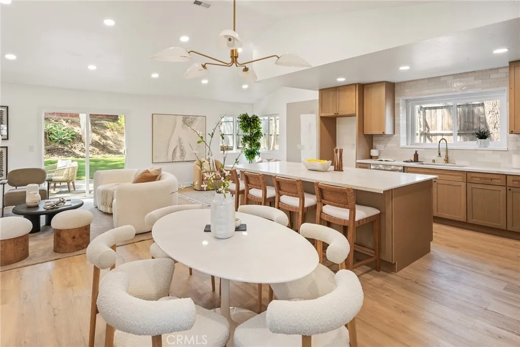 https://cdn.realtyfeed.com/cdn/127/307072373/7cbd949551554c0e98c7f0c1e6ed8250.webp