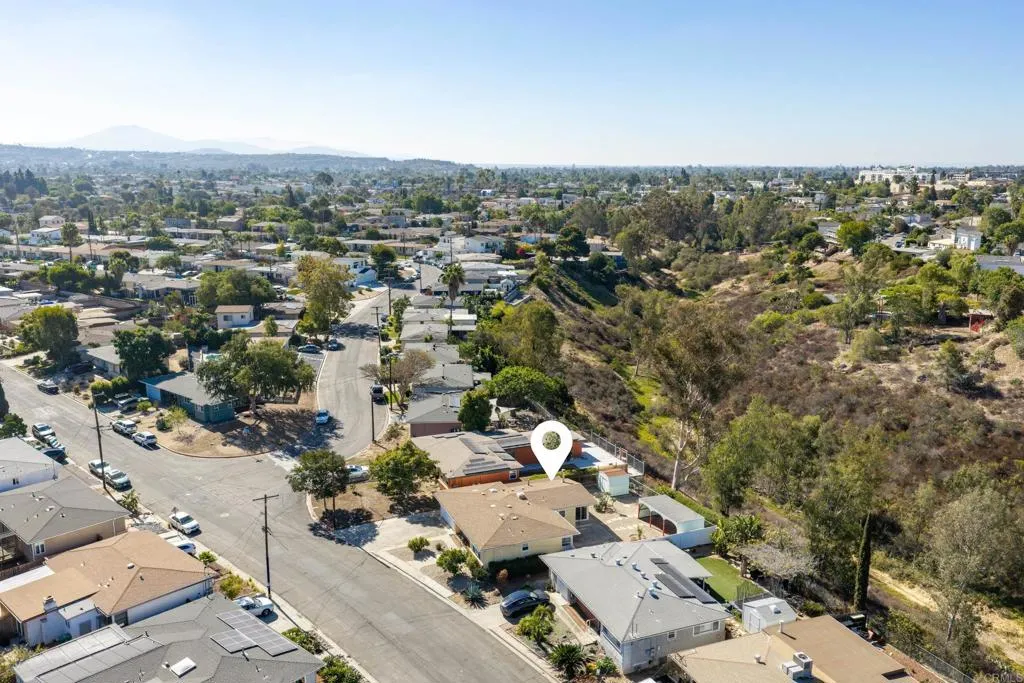 https://cdn.realtyfeed.com/cdn/127/307072422/7e560f891af6eabfd876225511df5b1e.webp