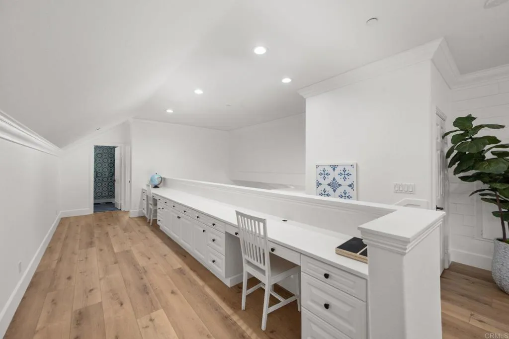 https://cdn.realtyfeed.com/cdn/127/307072446/43e906f2d39190fe89d15a41430ad5cf.webp