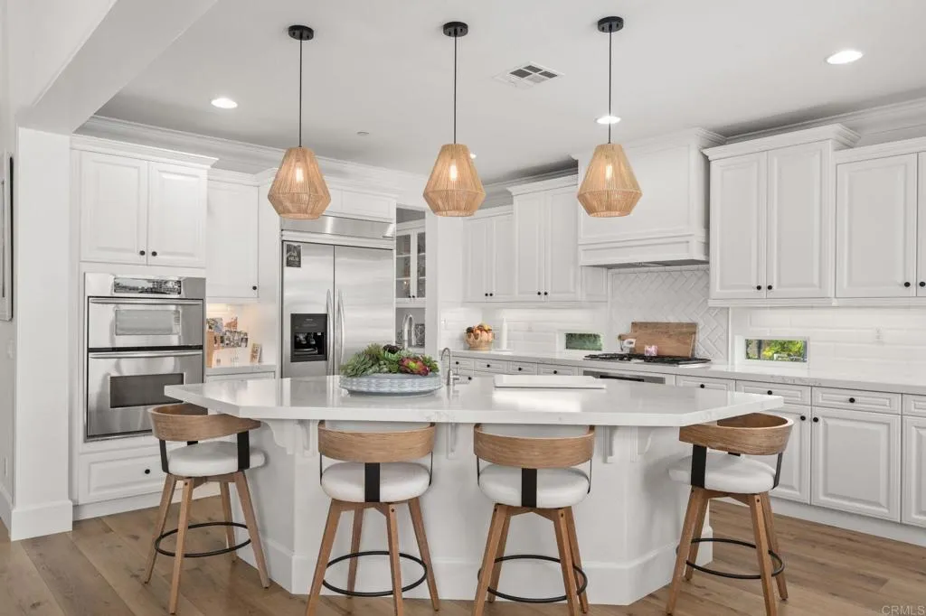 https://cdn.realtyfeed.com/cdn/127/307072446/7a93ae087b37ef96621d7477e294fdc4.webp