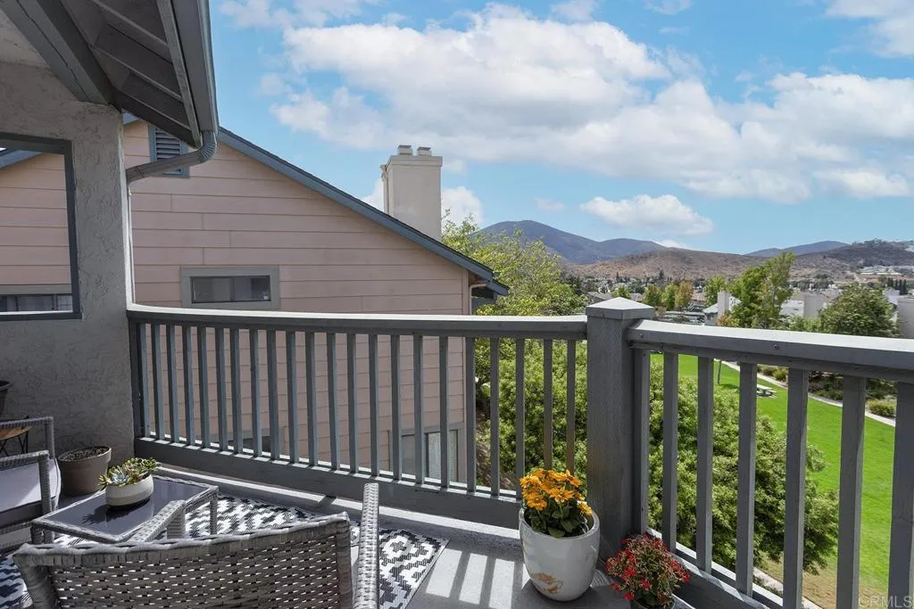https://cdn.realtyfeed.com/cdn/127/307072507/266ae71376d68f15bd5453bc1c4dc1e4.webp