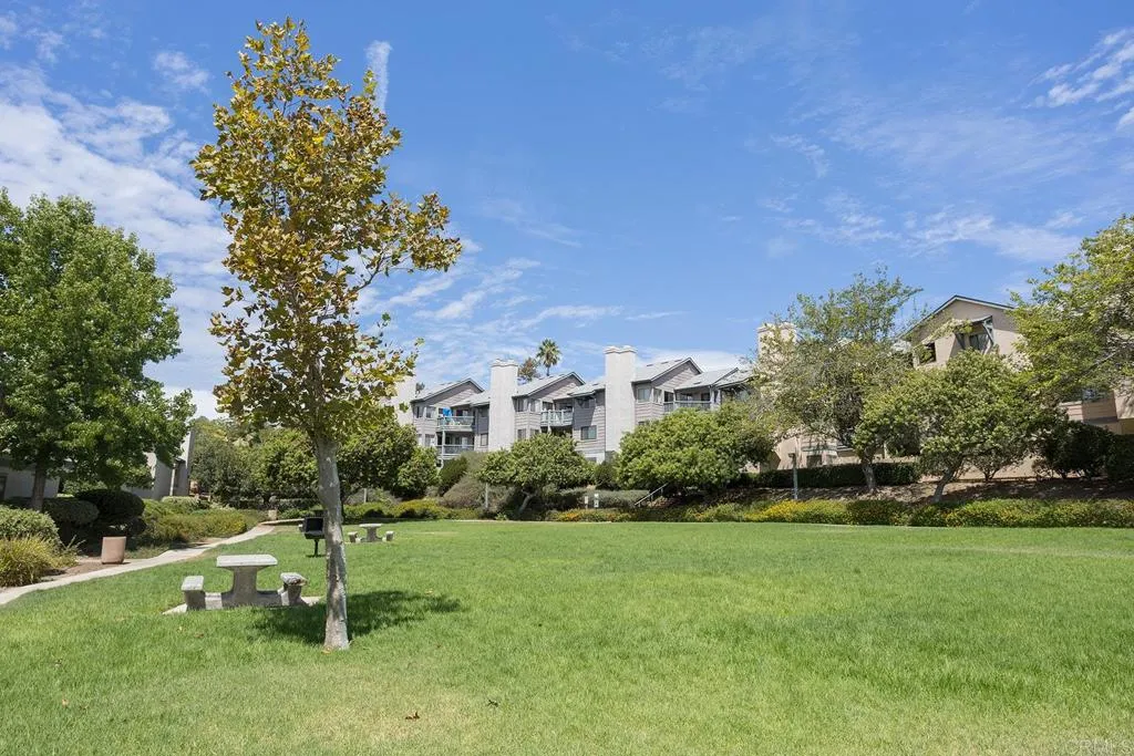 https://cdn.realtyfeed.com/cdn/127/307072507/63b70c6c96ea8771020617f791b4b7ca.webp