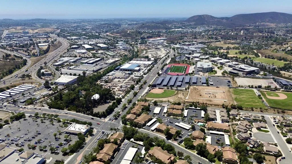 https://cdn.realtyfeed.com/cdn/127/307072509/60f2b51027dc30d92a5f83d6474a0e0f.webp