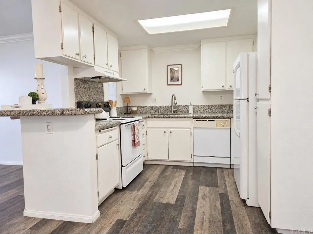 https://cdn.realtyfeed.com/cdn/127/307072509/6d5ef5a6f5eda69189ac0cc029b8a4ec.webp