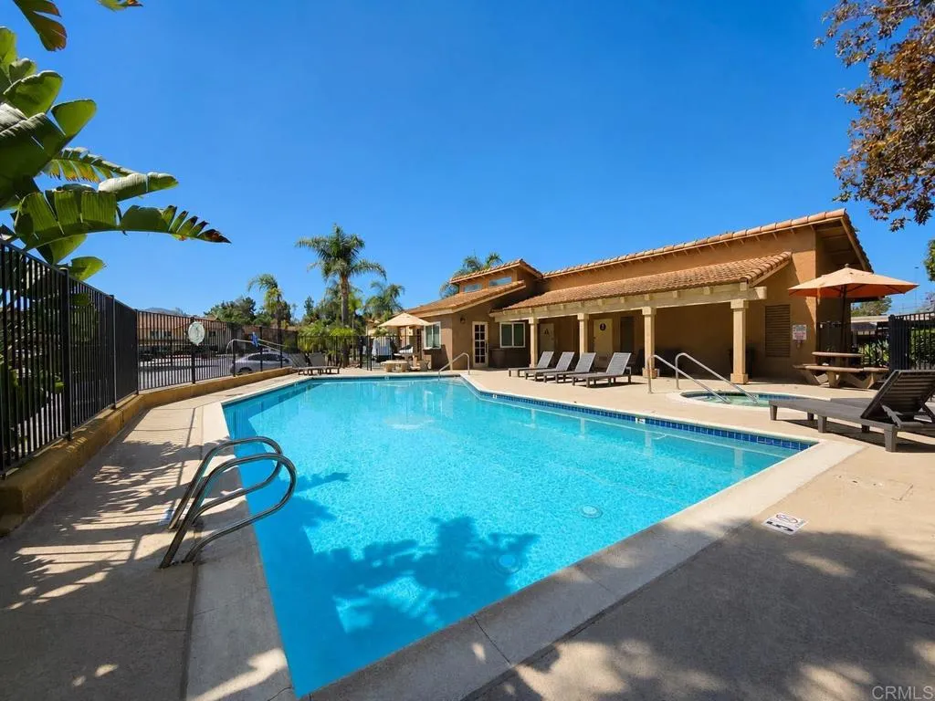 https://cdn.realtyfeed.com/cdn/127/307072509/8491e77d652b91e83e40e4927b718ce6.webp