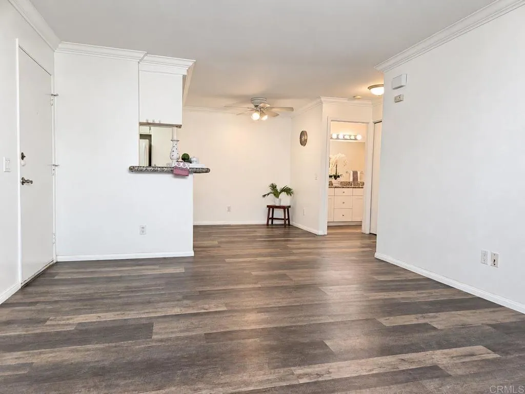 https://cdn.realtyfeed.com/cdn/127/307072509/bea78759cc34811a9532202ecae544d6.webp