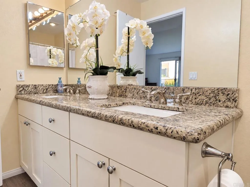 https://cdn.realtyfeed.com/cdn/127/307072509/fbcddf1f7398e5c4518c57ef29e73505.webp
