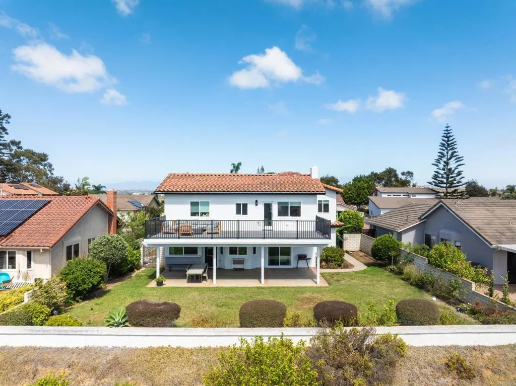 https://cdn.realtyfeed.com/cdn/127/307072565/882124f0ba911dd4d55d64533de4d9b8.webp