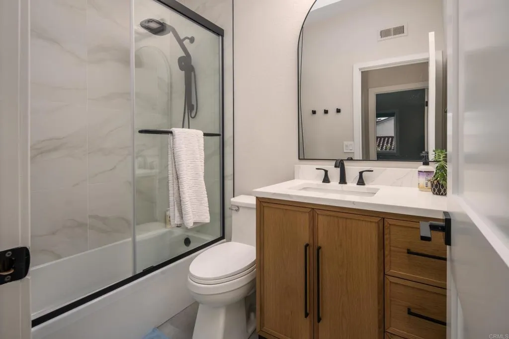 https://cdn.realtyfeed.com/cdn/127/307072565/e2cf1c0d23c1c3fa87a00f71f0839e1d.webp