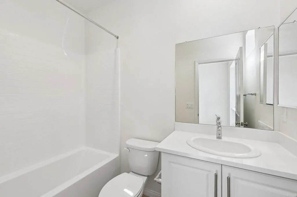 https://cdn.realtyfeed.com/cdn/127/307072566/18c19fab4181fa01bdab033dfc6ae775.webp