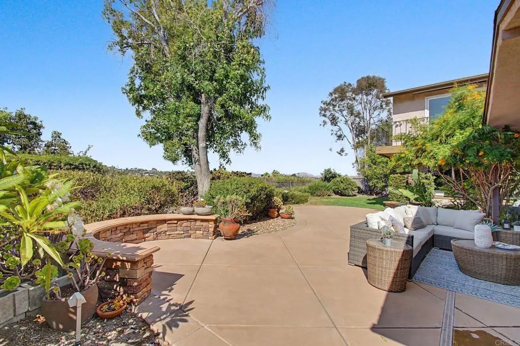 https://cdn.realtyfeed.com/cdn/127/307072645/36e28486e8bcbd5ba65a759b1847910c.webp
